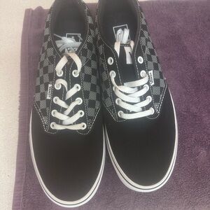 Vans Black and White Sneakers Classic Skate Style